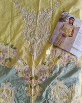 img_crimson_lawn_23_awwal_boutique