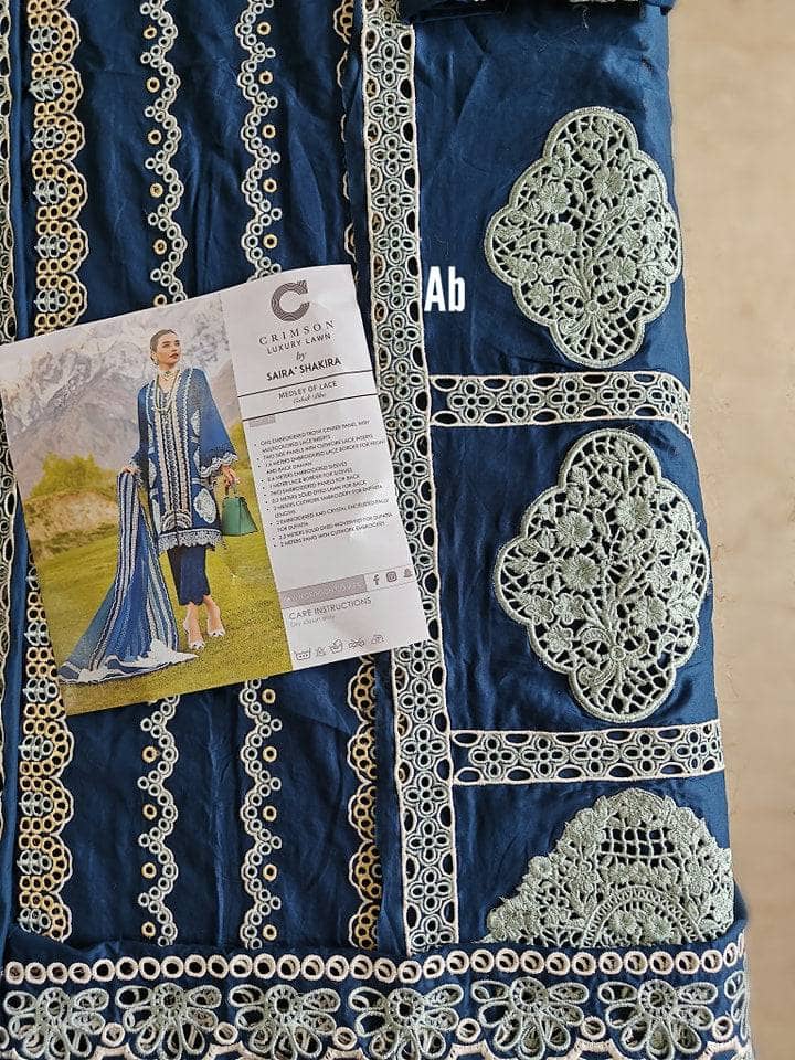 img_crimson_lawn_saira_shakira-awwal_boutique