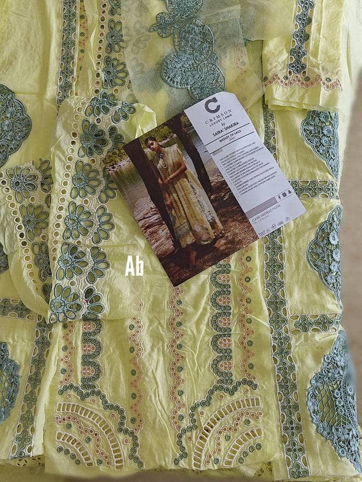 img_open_pic_crimson_lawn_awwal_boutique