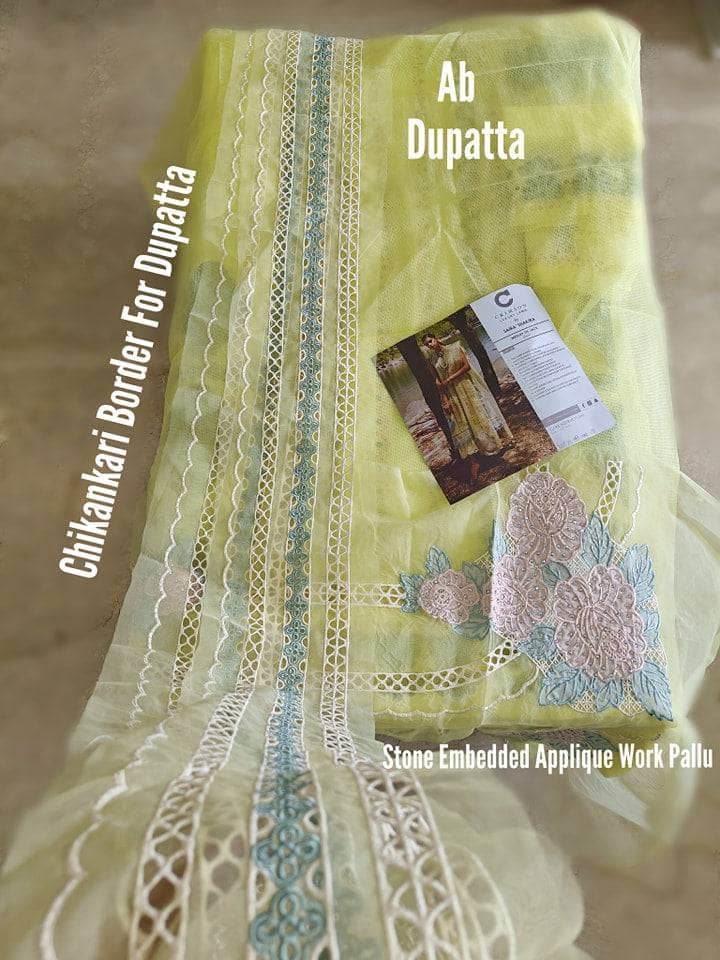 img_open_pic_crimson_lawn_awwal_boutique