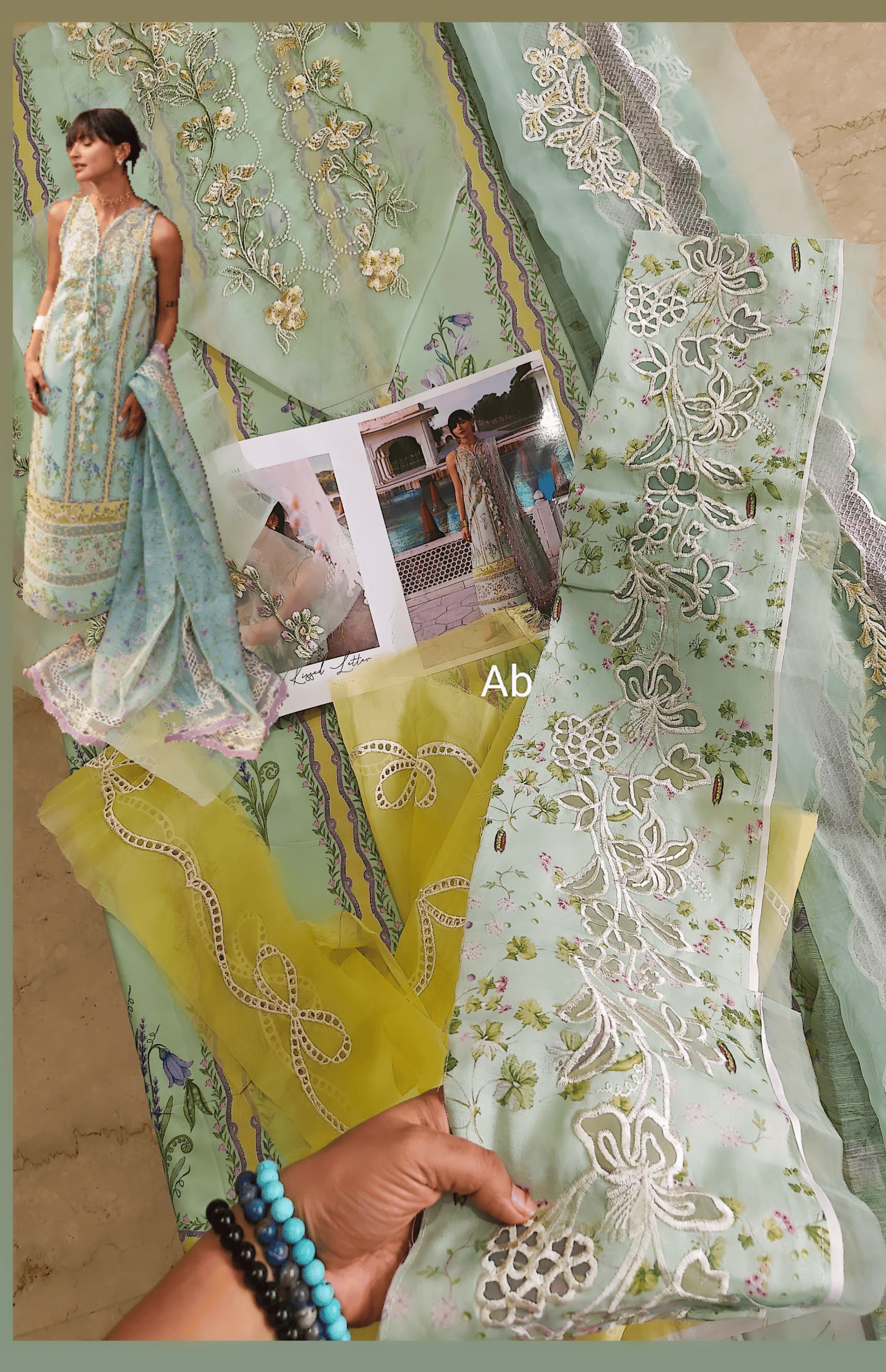 img_crimson_lawn_awwal_boutique