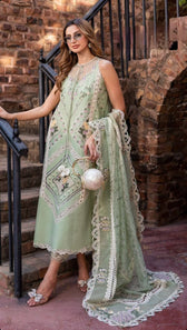 img_spotted_in_crimson_awwal_boutique