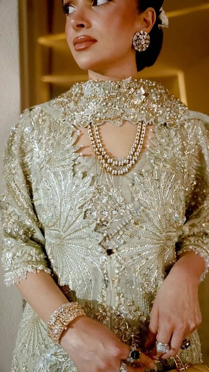 Crimson spotted Spotted in Crimson Wedding Edition 24/Art Deco Glitz/D 1/Aqua