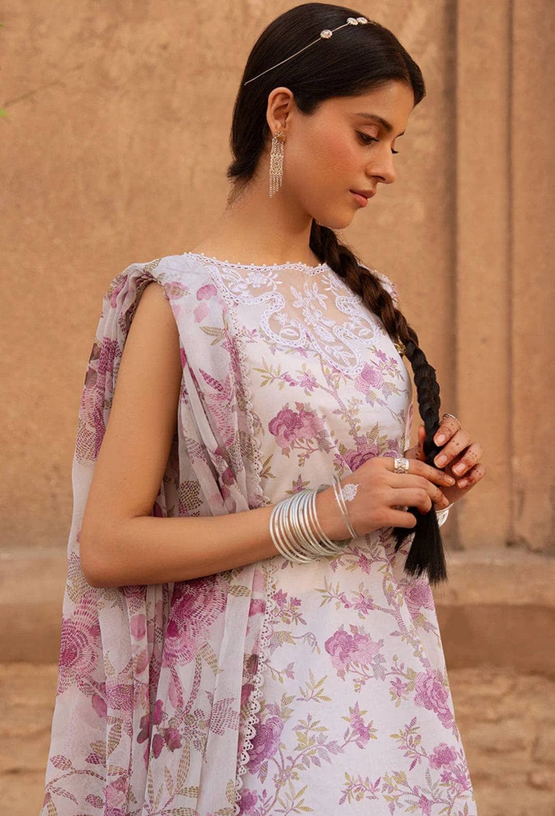 img_cross_stitch_lawn_awwal_boutique
