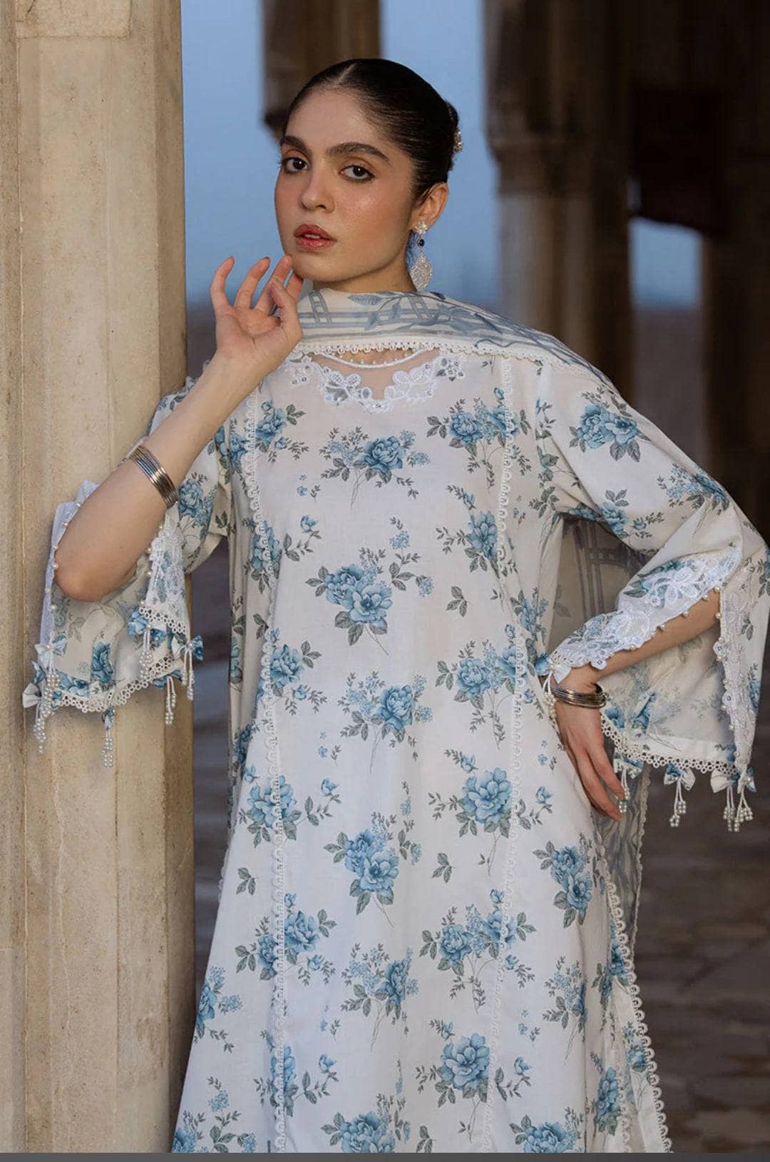 img_cross_stitch_lawn_awwal_boutique