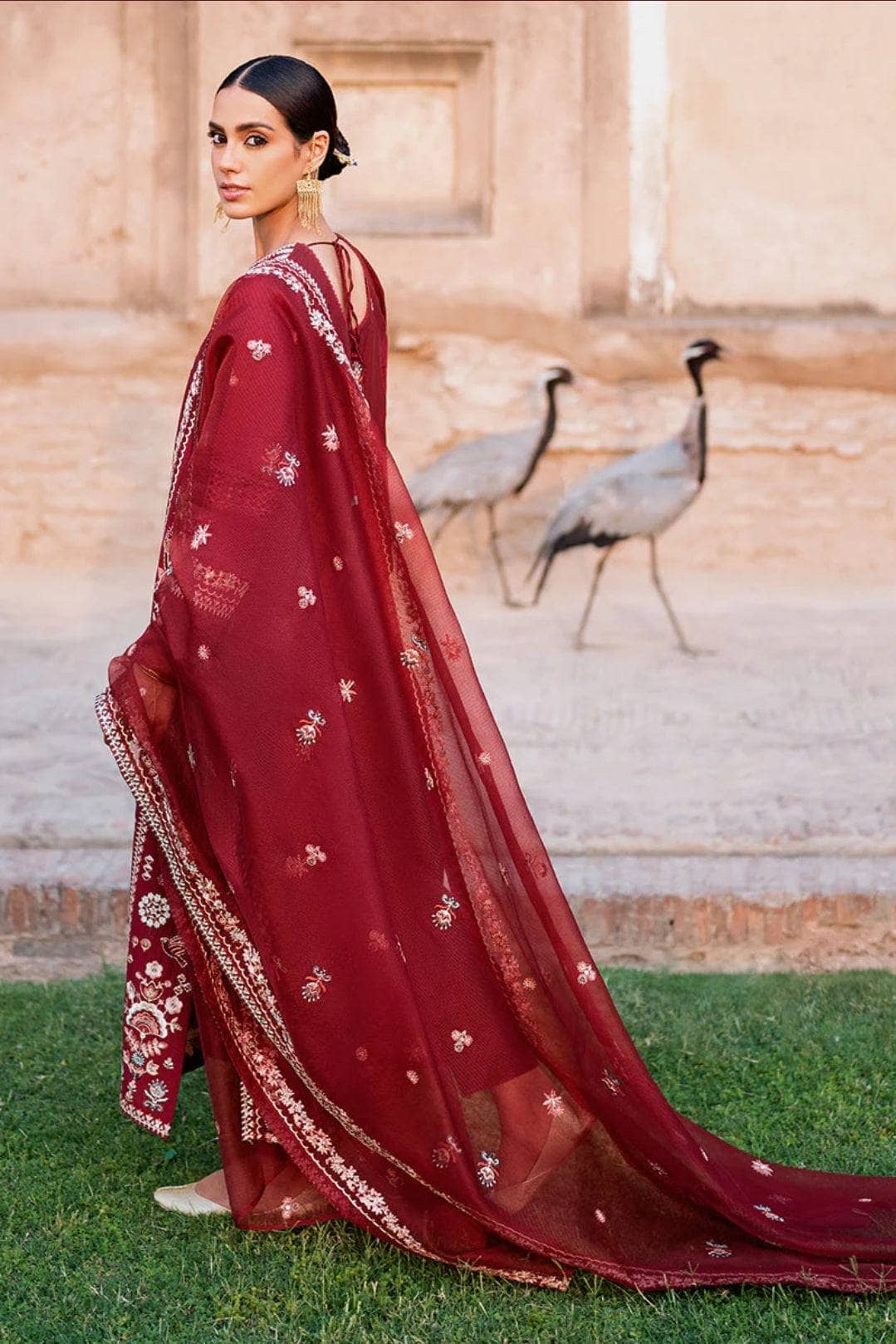 img_cross_stitch_lawn_awwal_boutique