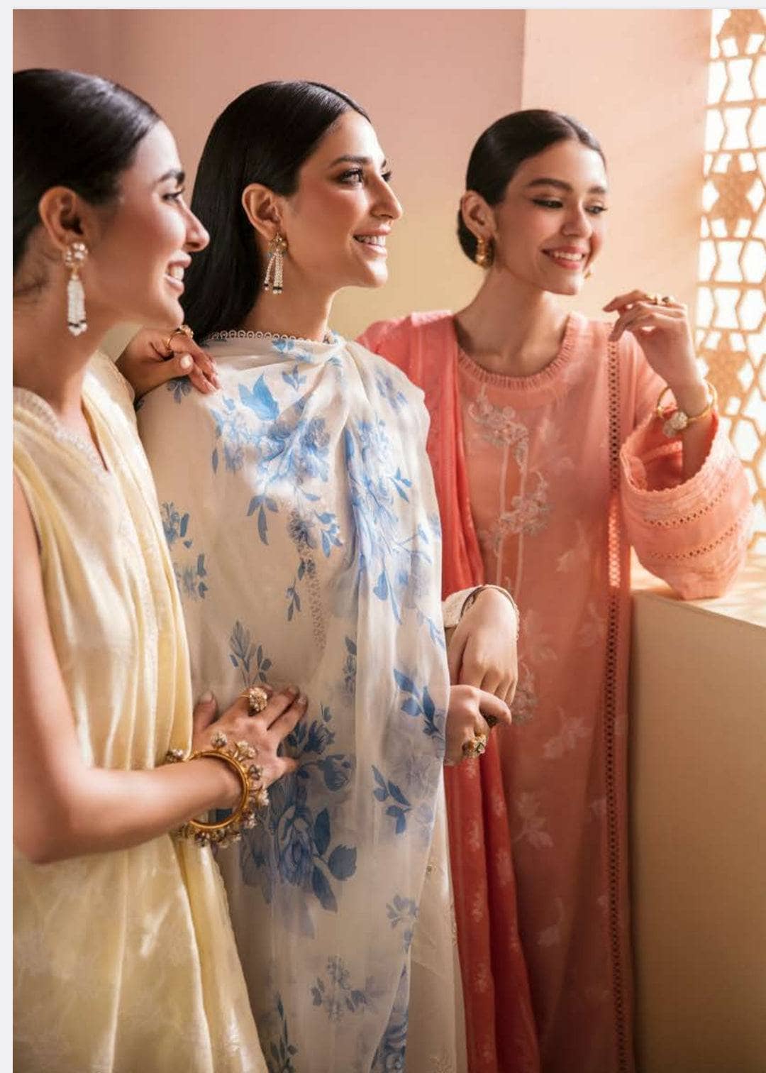 img_cross_stitch_eid_lawn_23_awwal_boutique