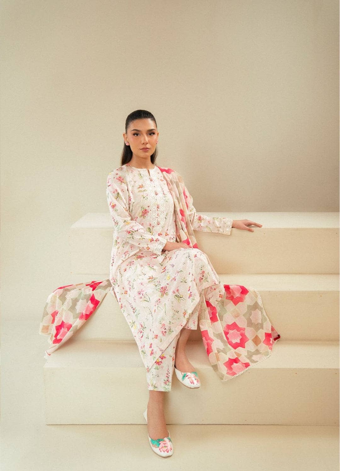 img_cross_stitch_daily_lawn_awwal_boutique