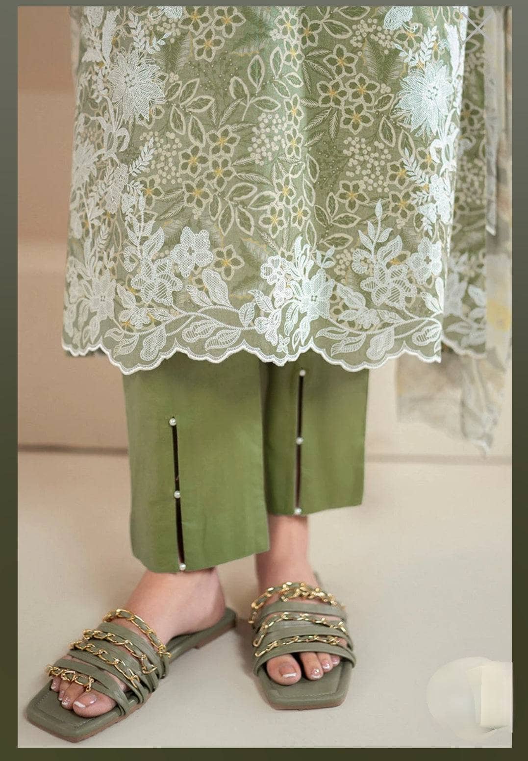 img_cross_stitch_daily_lawn_awwal_boutique