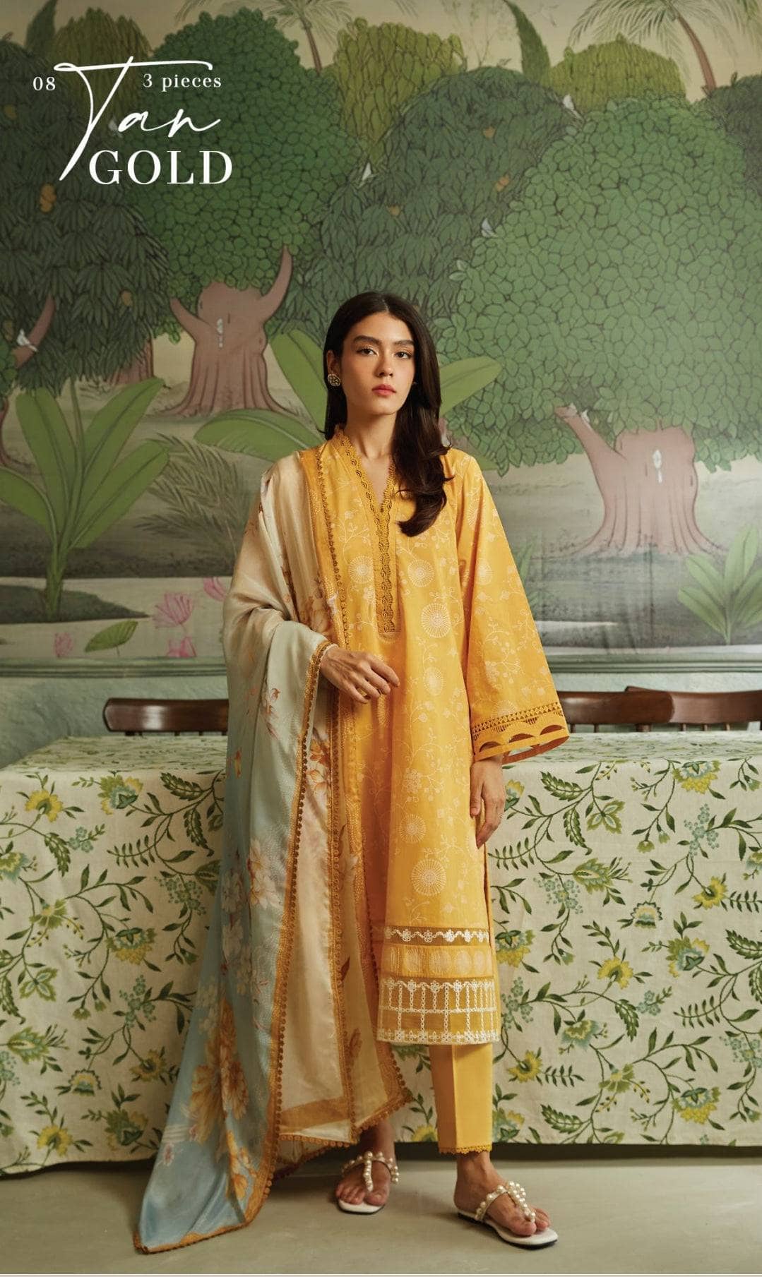 img_cross_stitch_sehar_cambric_awwal_boutique