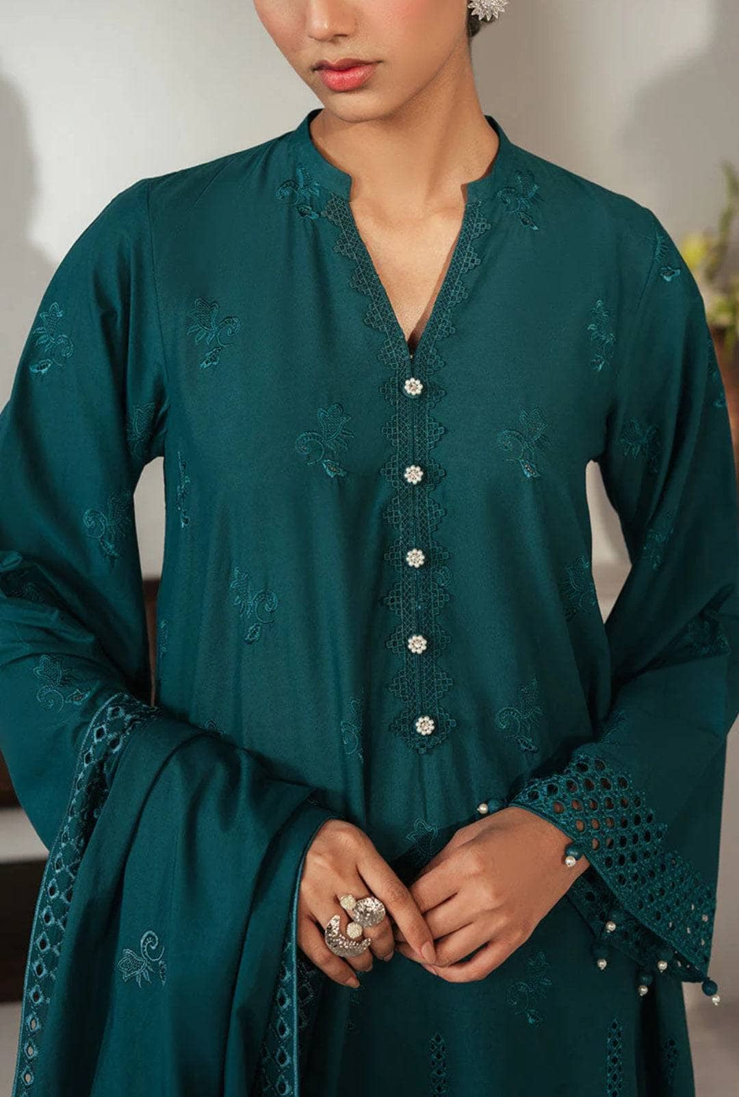 img_cross_stitch_lawn_awwal_boutique