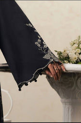 Cross Stitch Monsoon Edit 26/Ebony Lace/Silk Dupatta