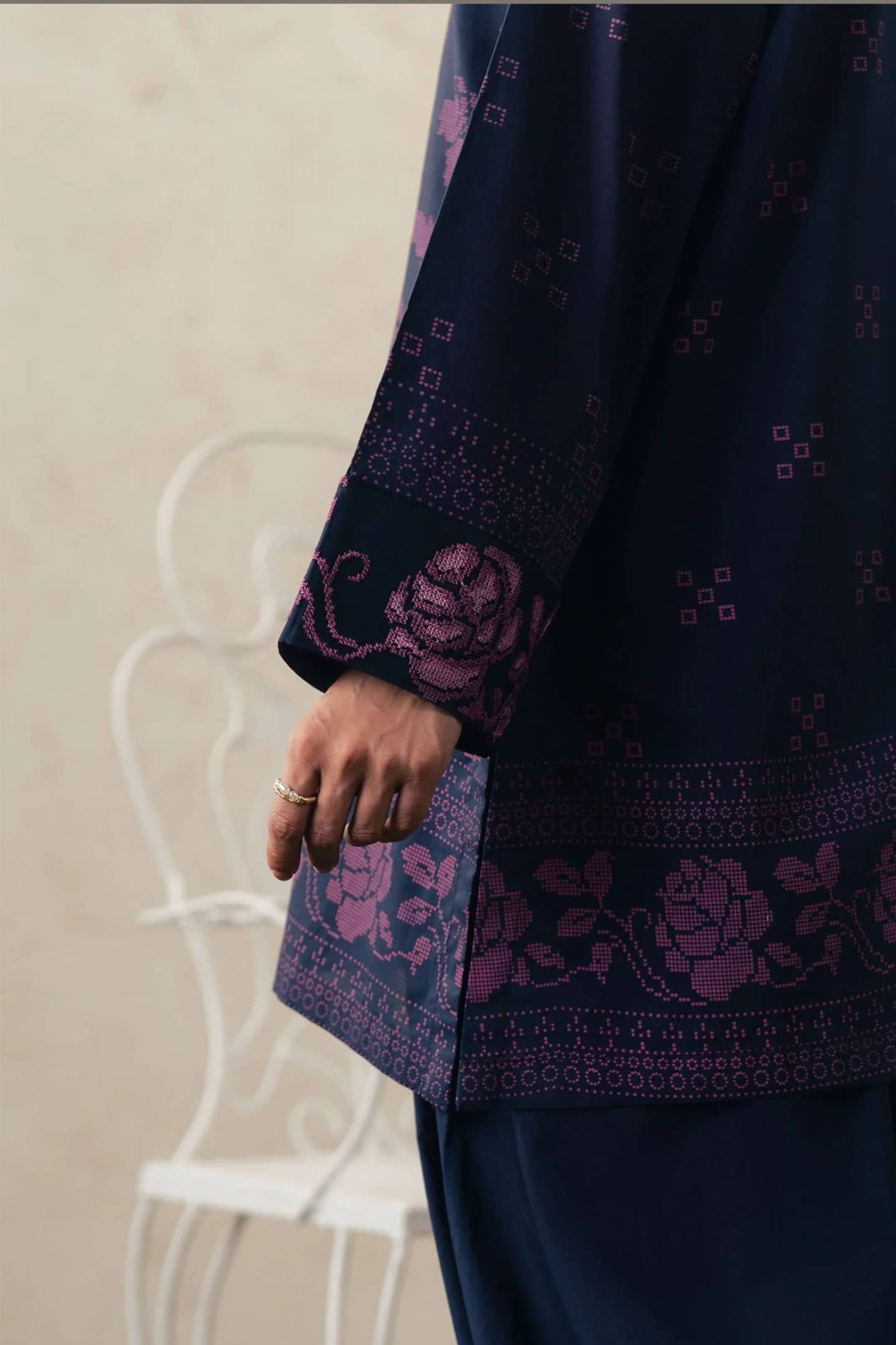 Cross Stitch Monsoon Edit 26/Magenta Muse/Silk Dupatta