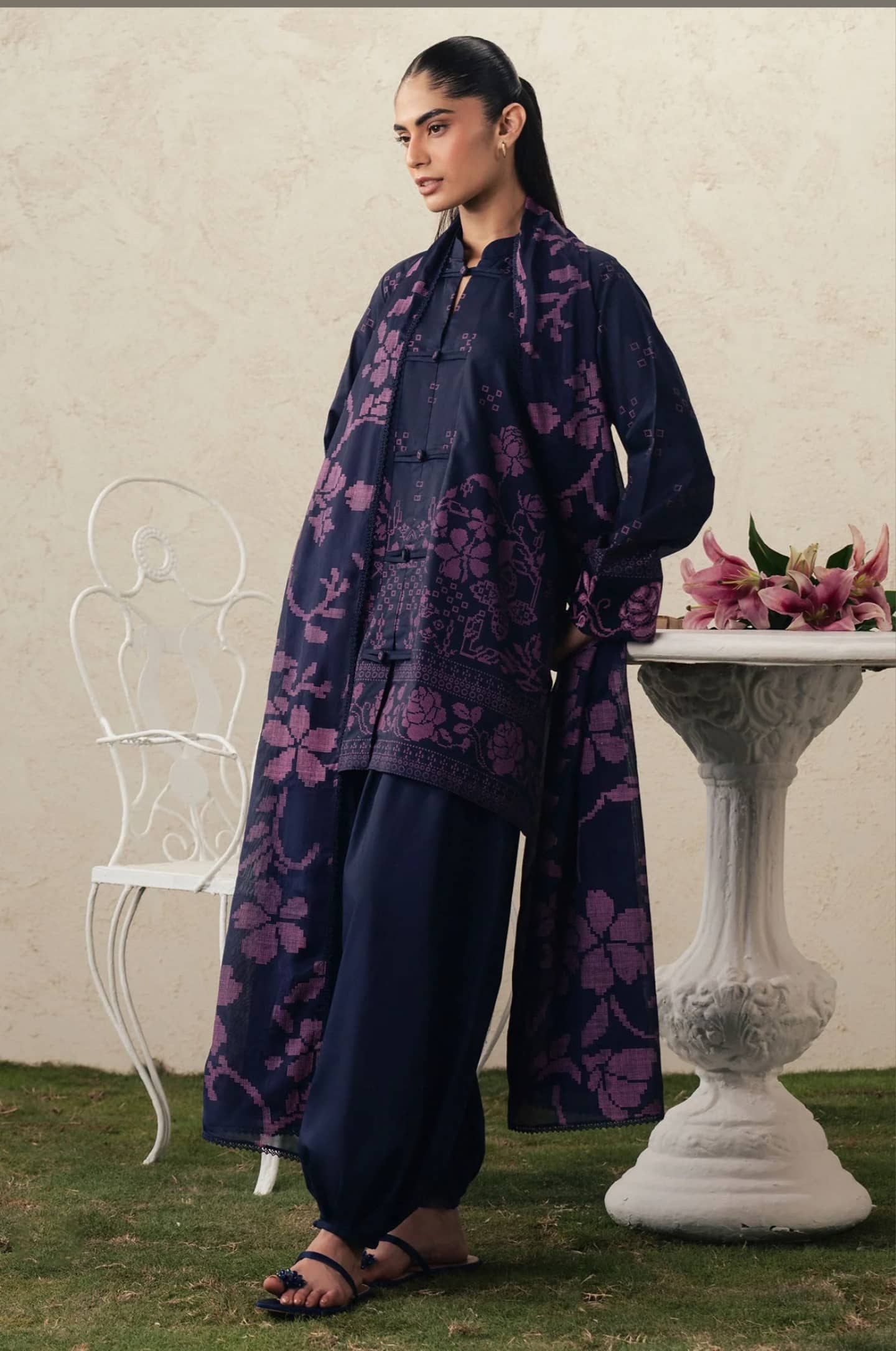 Cross Stitch Monsoon Edit 26/Magenta Muse/Silk Dupatta