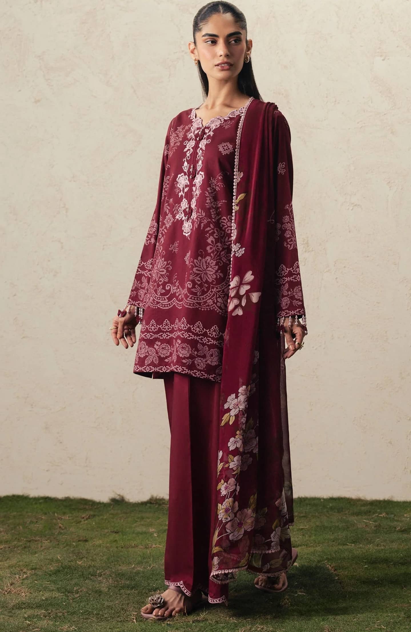 Img_cross_stitch_lawn_awwal_boutique