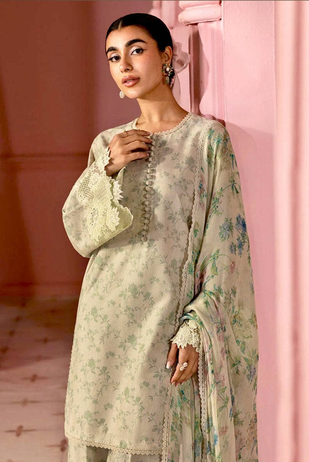 Cross Stitch Premium Lawn 25/Sage Gleam