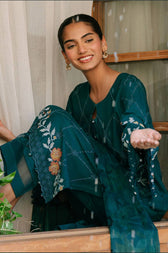 img_cross_stitch_lawn_awwal_boutique