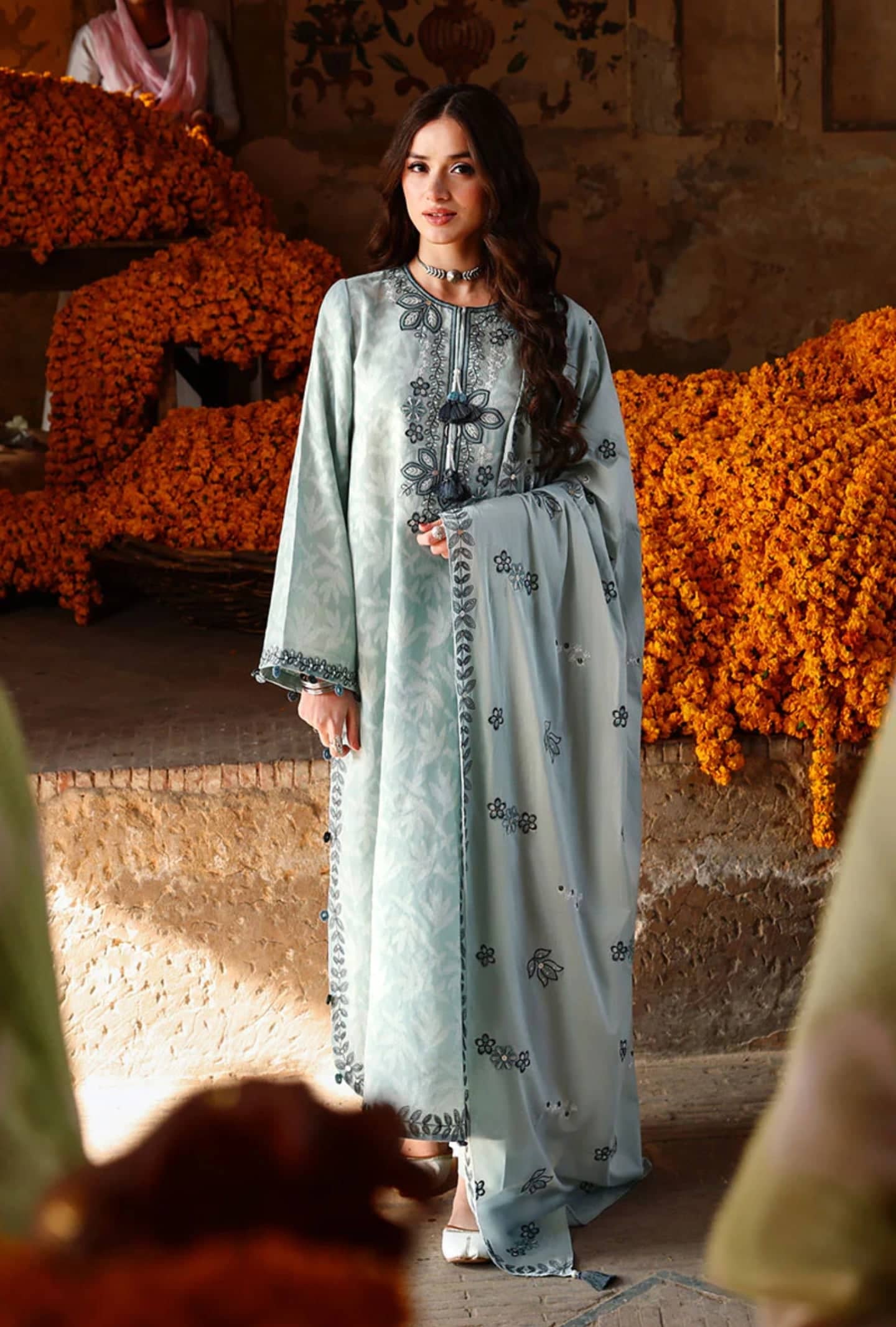 img_cross_stitch_eid_lawn_awwal_boutique