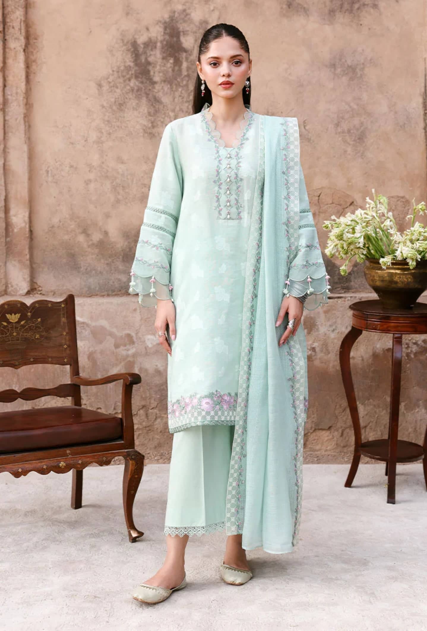 img_cross_stitch_eid_lawn_26_awwal_boutique