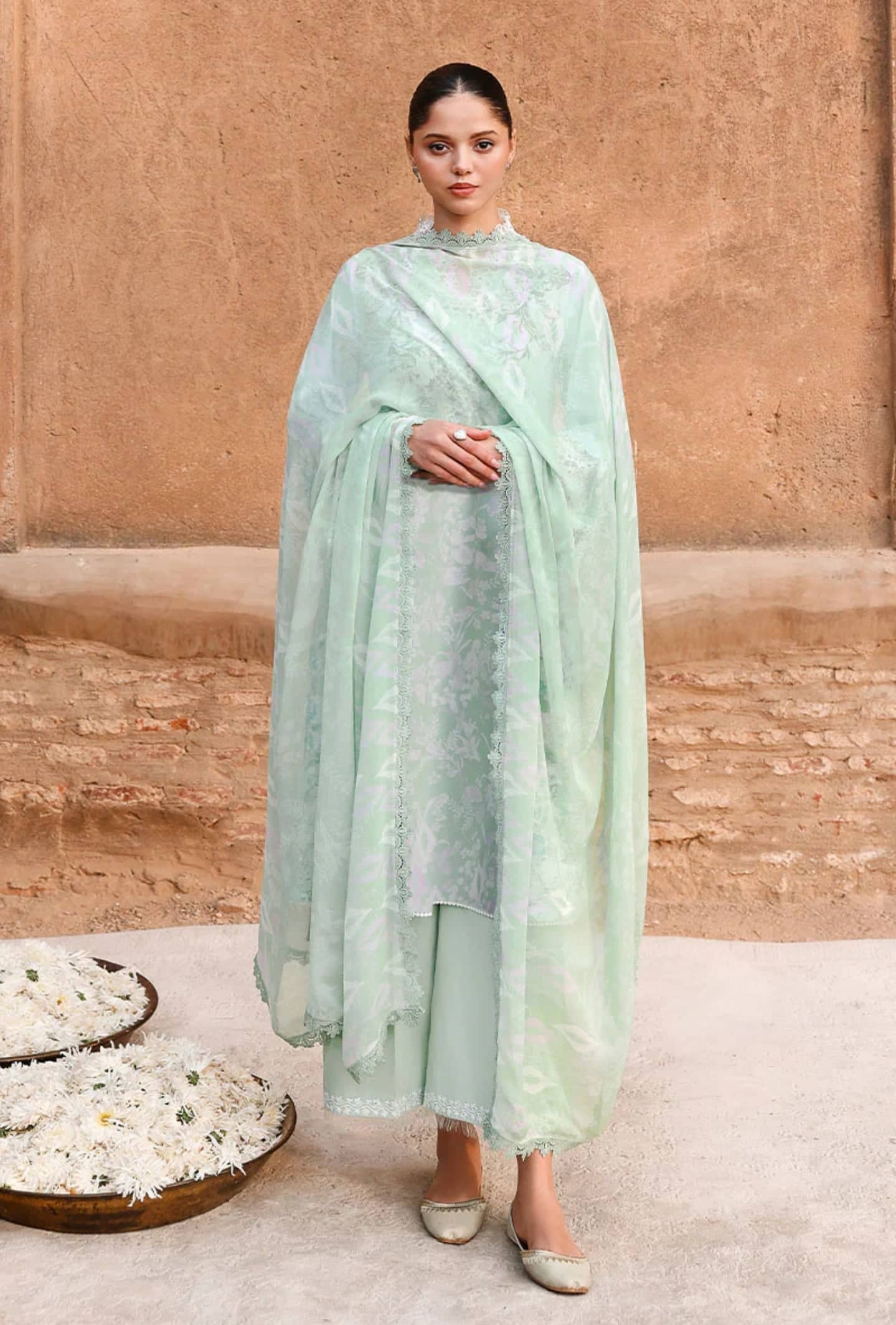 img_cross_stitch_eid_lawn_24_awwal_boutique