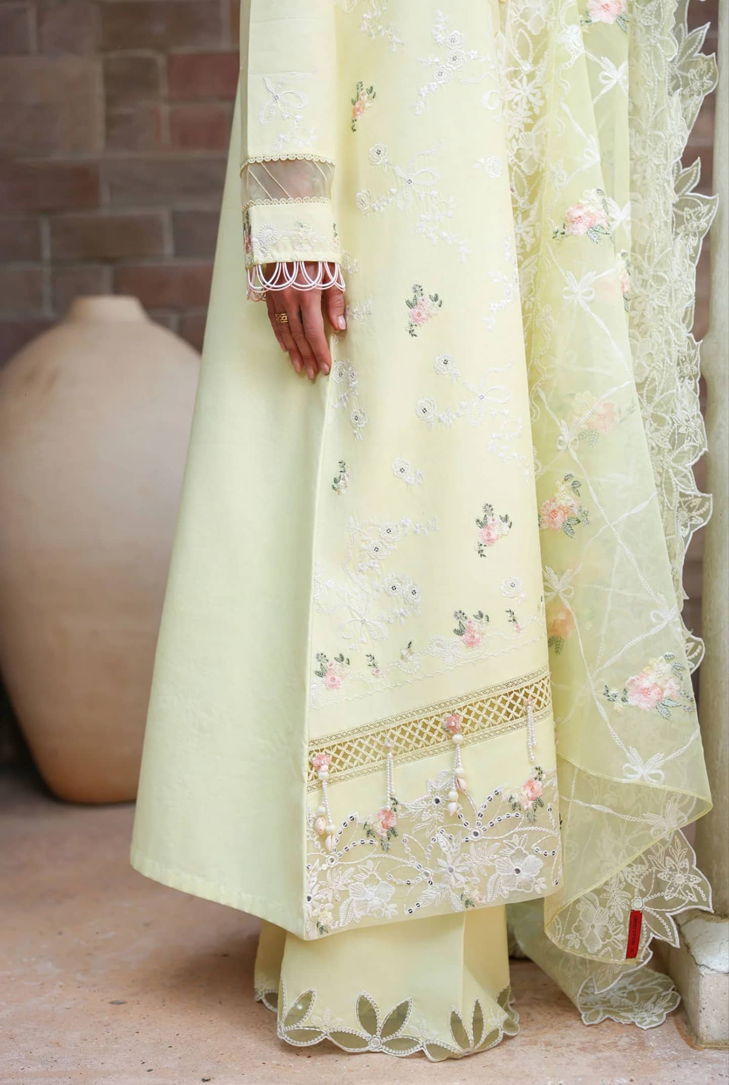 img_cross_stitch_chikankari_lawn_awwal_boutique