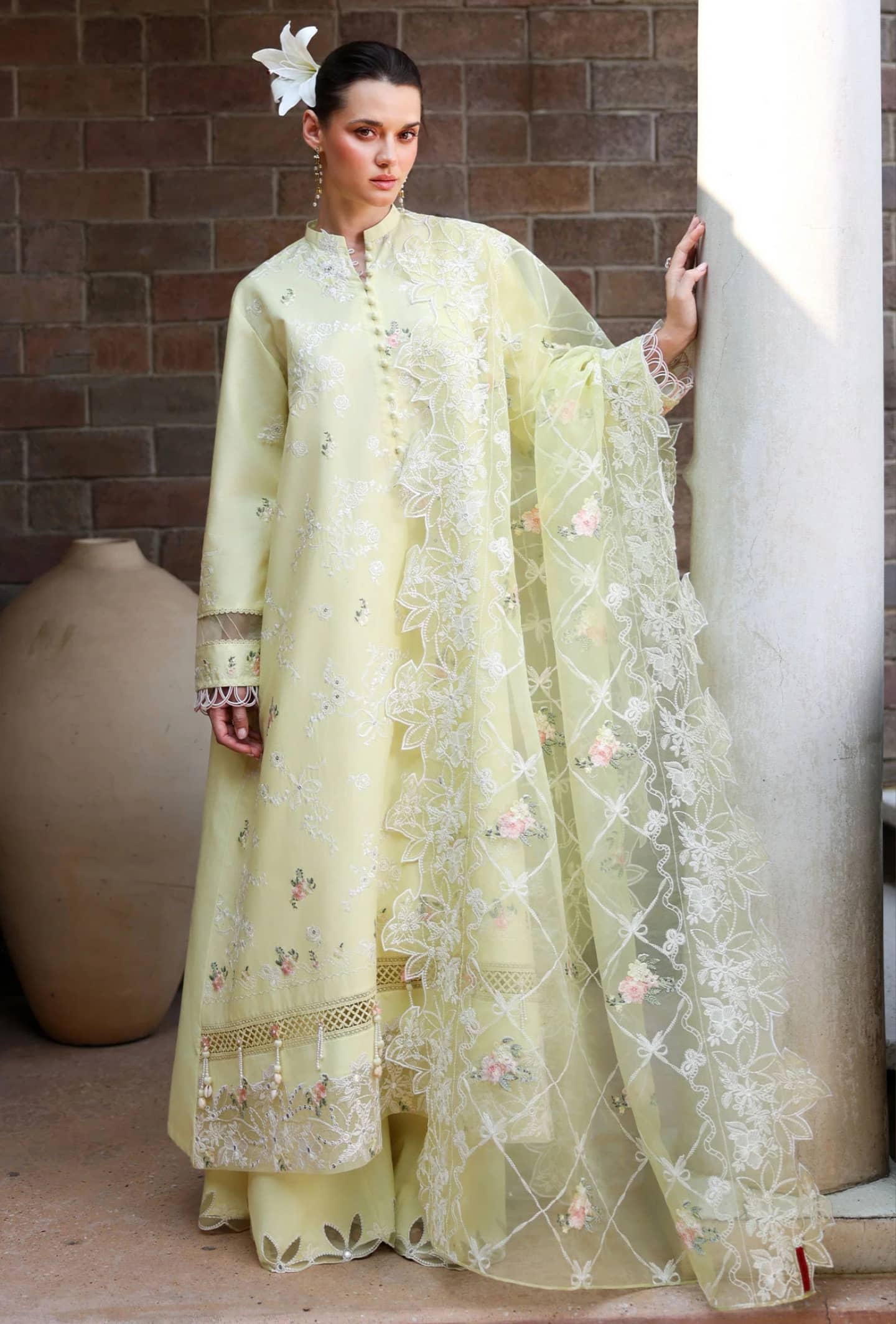 img_cross_stitch_chikankari_lawn_awwal_boutique