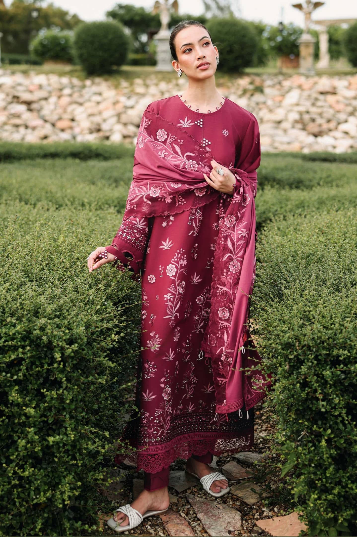 img_cross_stitch_lawn_awwal_boutique