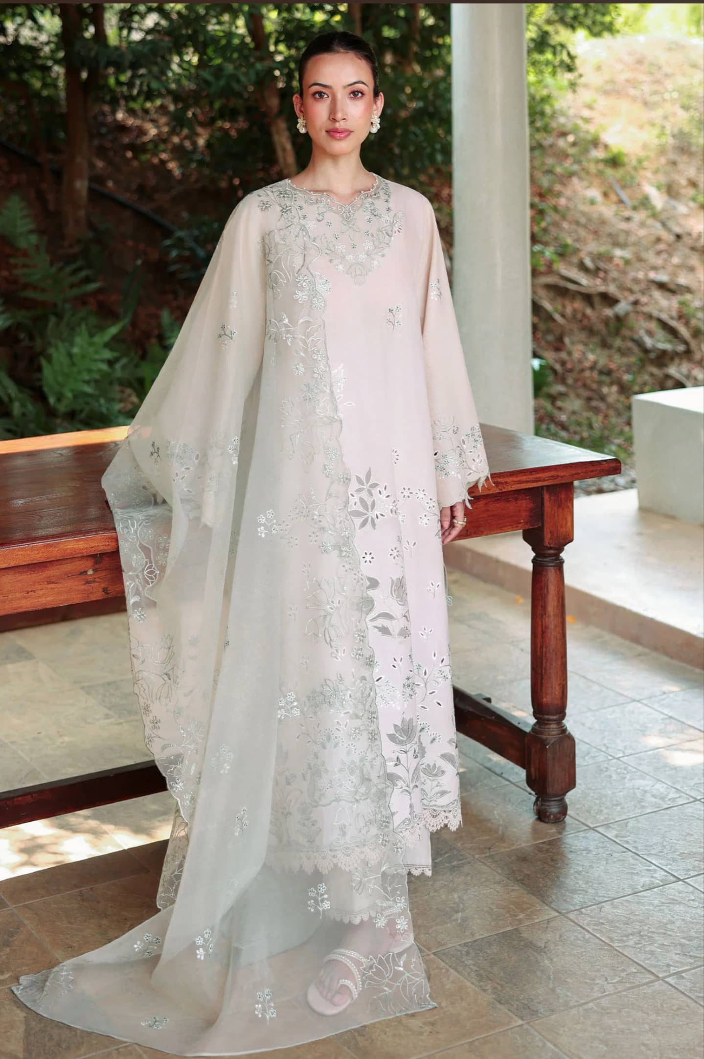 img_cross_stitch_lawn_awwal_boutique