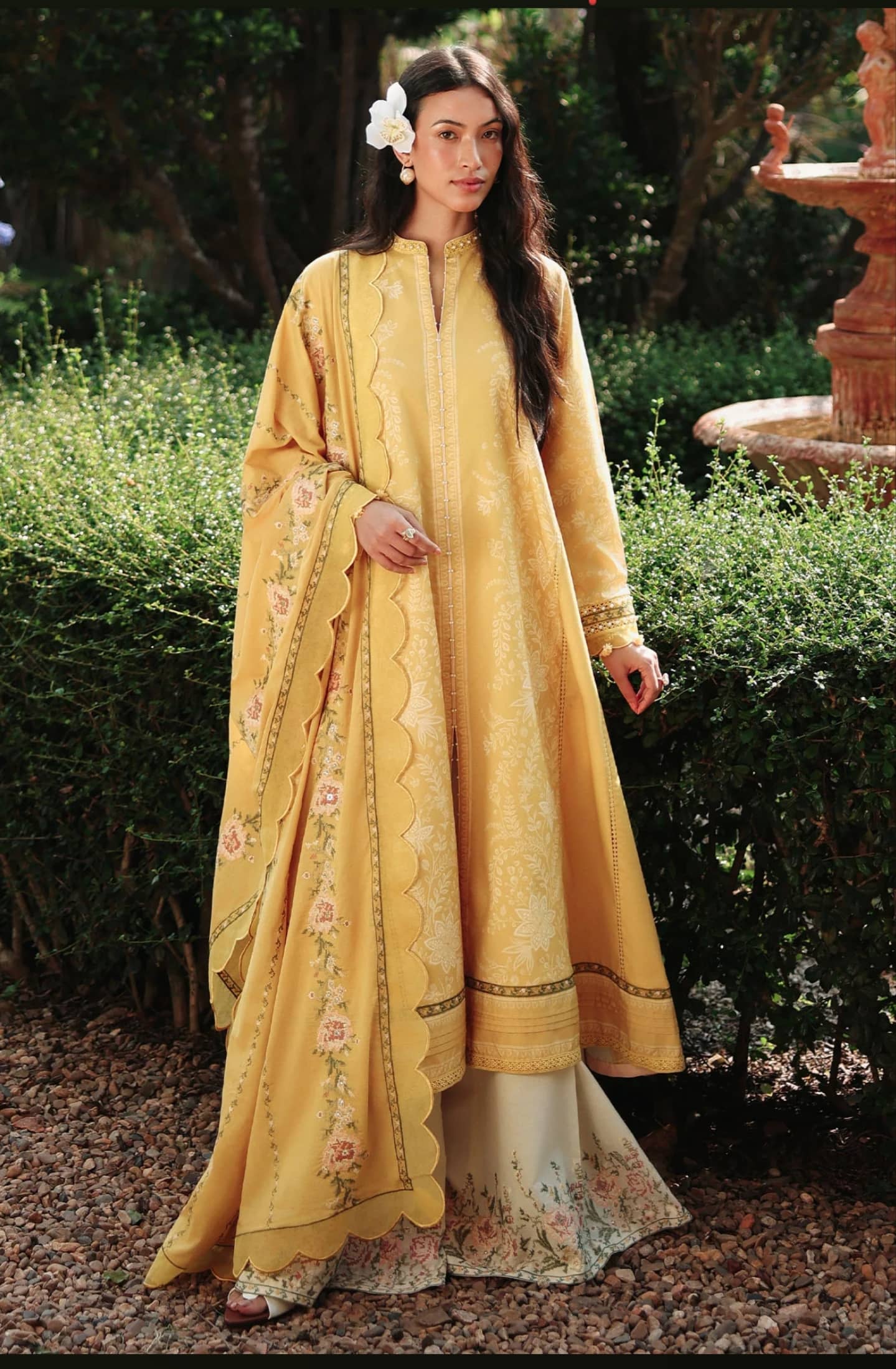 img_cross_stitch_lawn_awwal_boutique