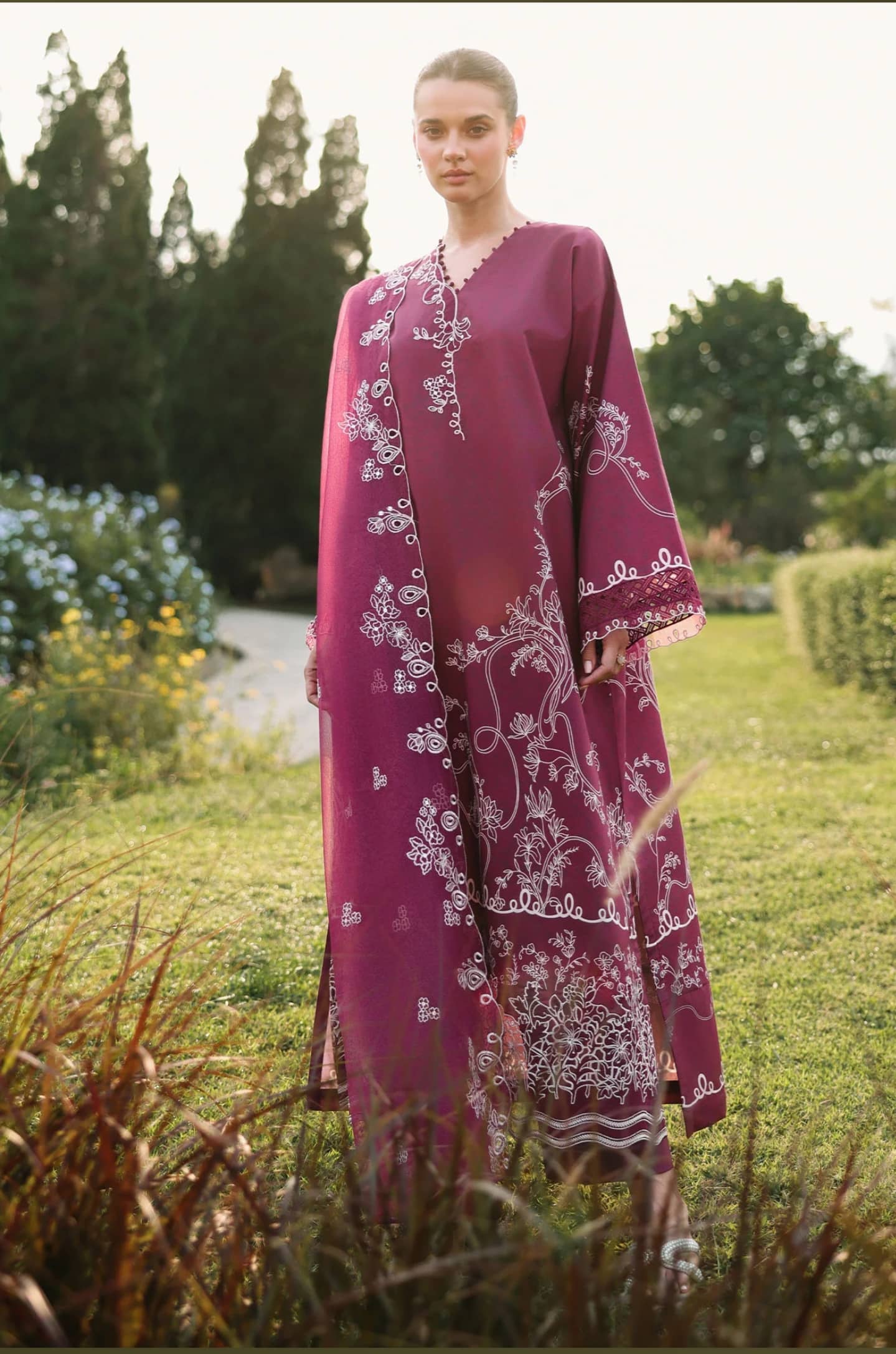 Cross Stitch Premium Lawn 26/Plum Essence/Magenta