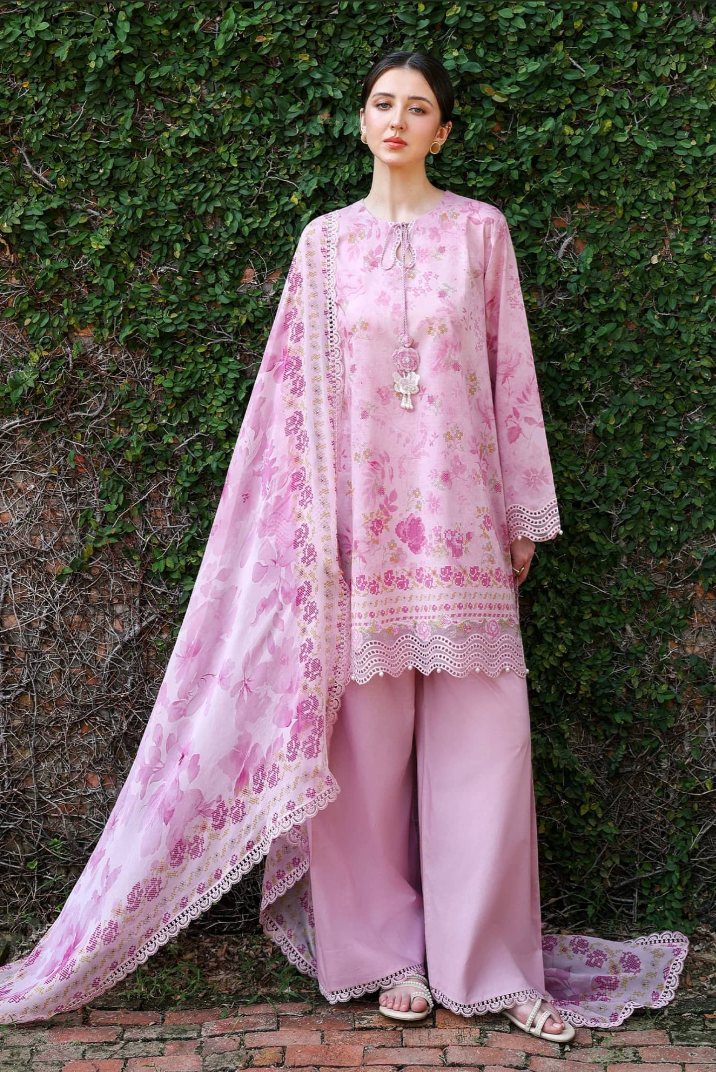 img_cross_stitch_eid_lawn_awwal_boutique
