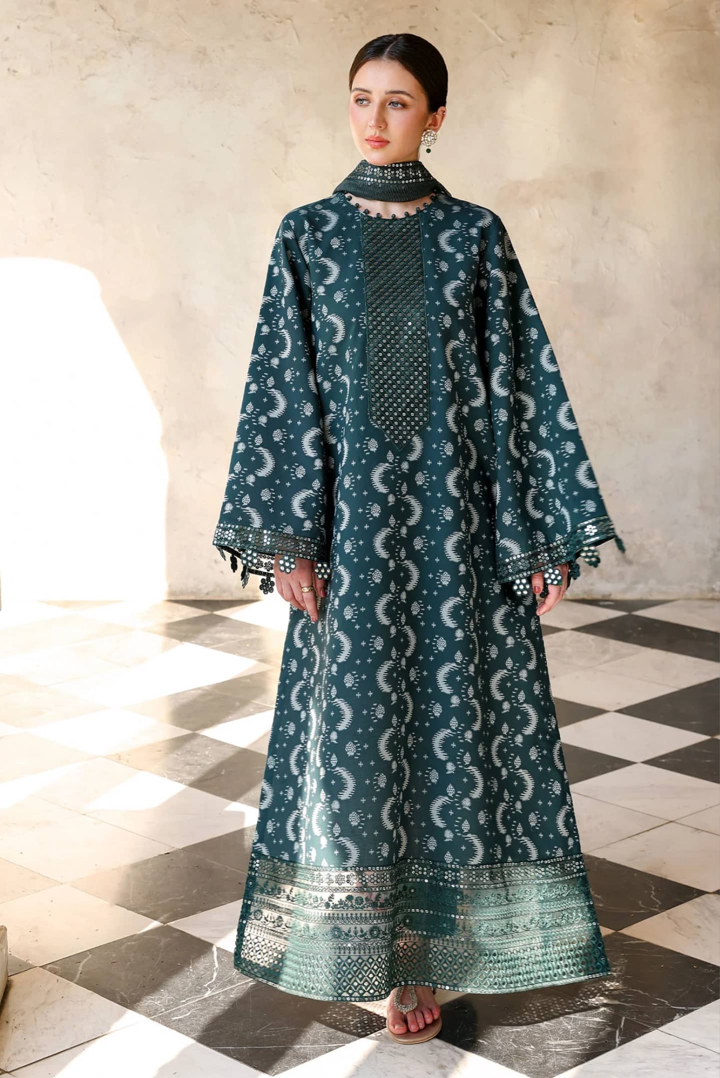 img_cross_stitch_lawn_awwal_boutique