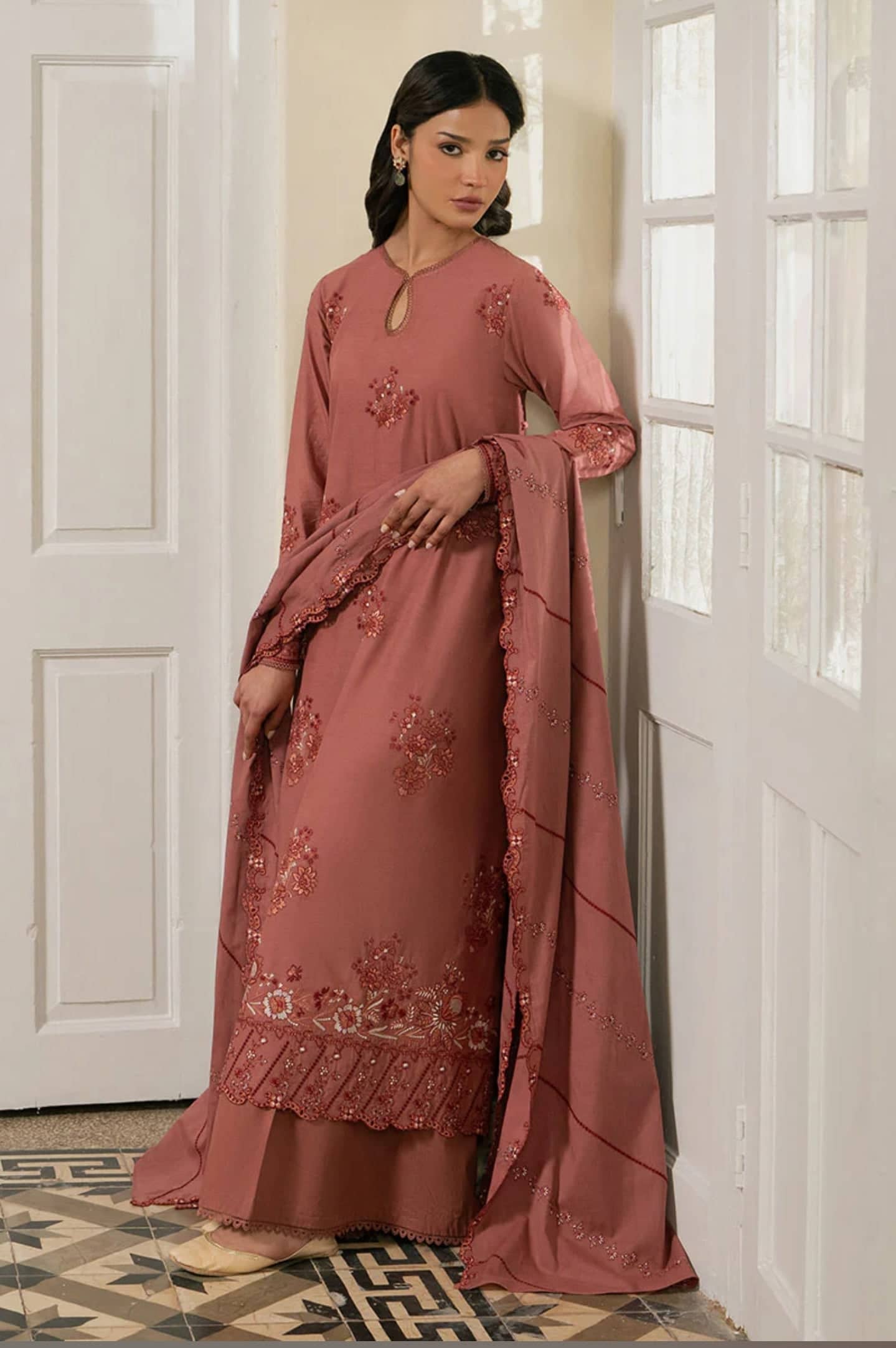 Img_cross_stitch_lawn_awwal_boutique