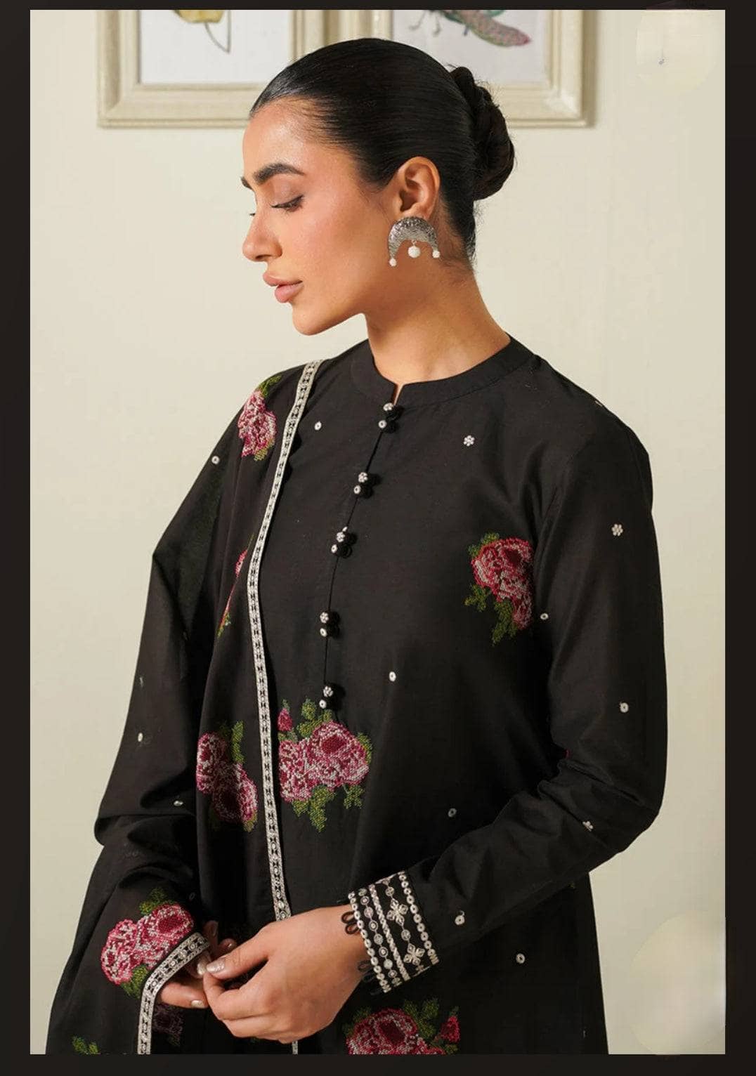 img_cross_stitch_mahiri_awwal_boutique