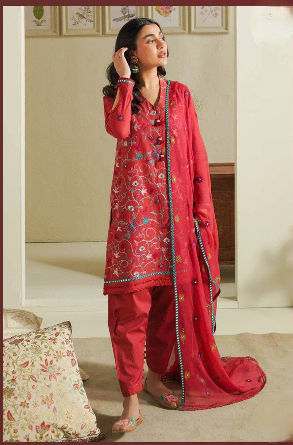 img_cross_stitch_mahiri_lawn_awwal_boutique