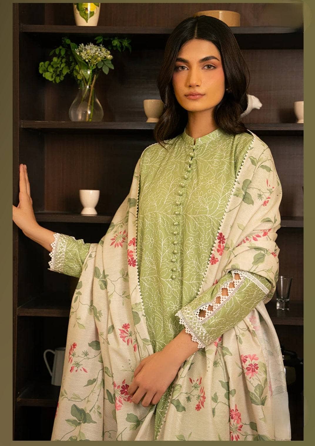 img_cross_stitch_mahiri_lawn_24_awwal_boutique