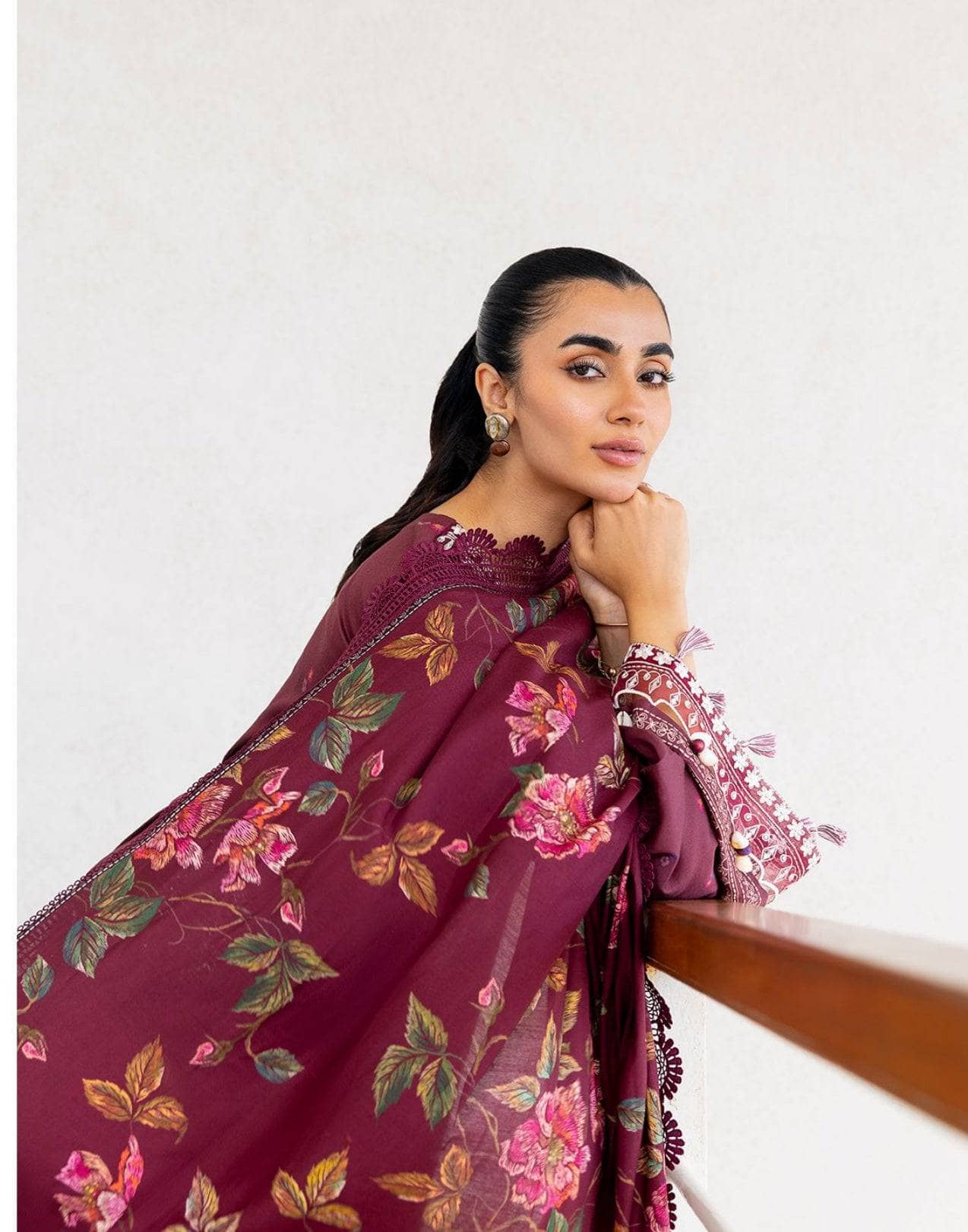 Cross Stitch Luxury Winter Collection Cross Stitch Cotton Satin 25/Floral Muse