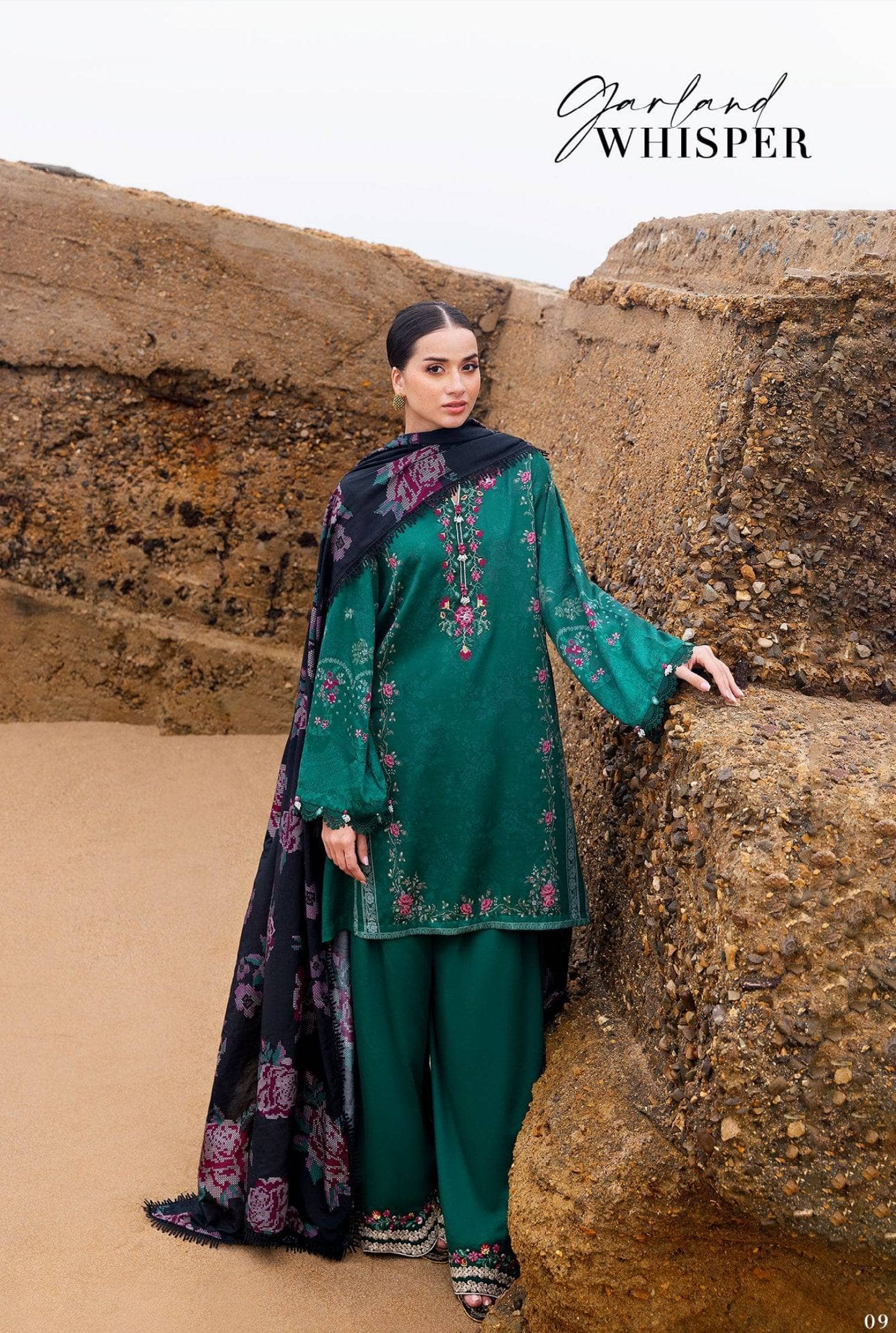 Cross Stitch Luxury Winter Collection Restocked/Cross Stitch Cotton Satin 25/Garland Whisper