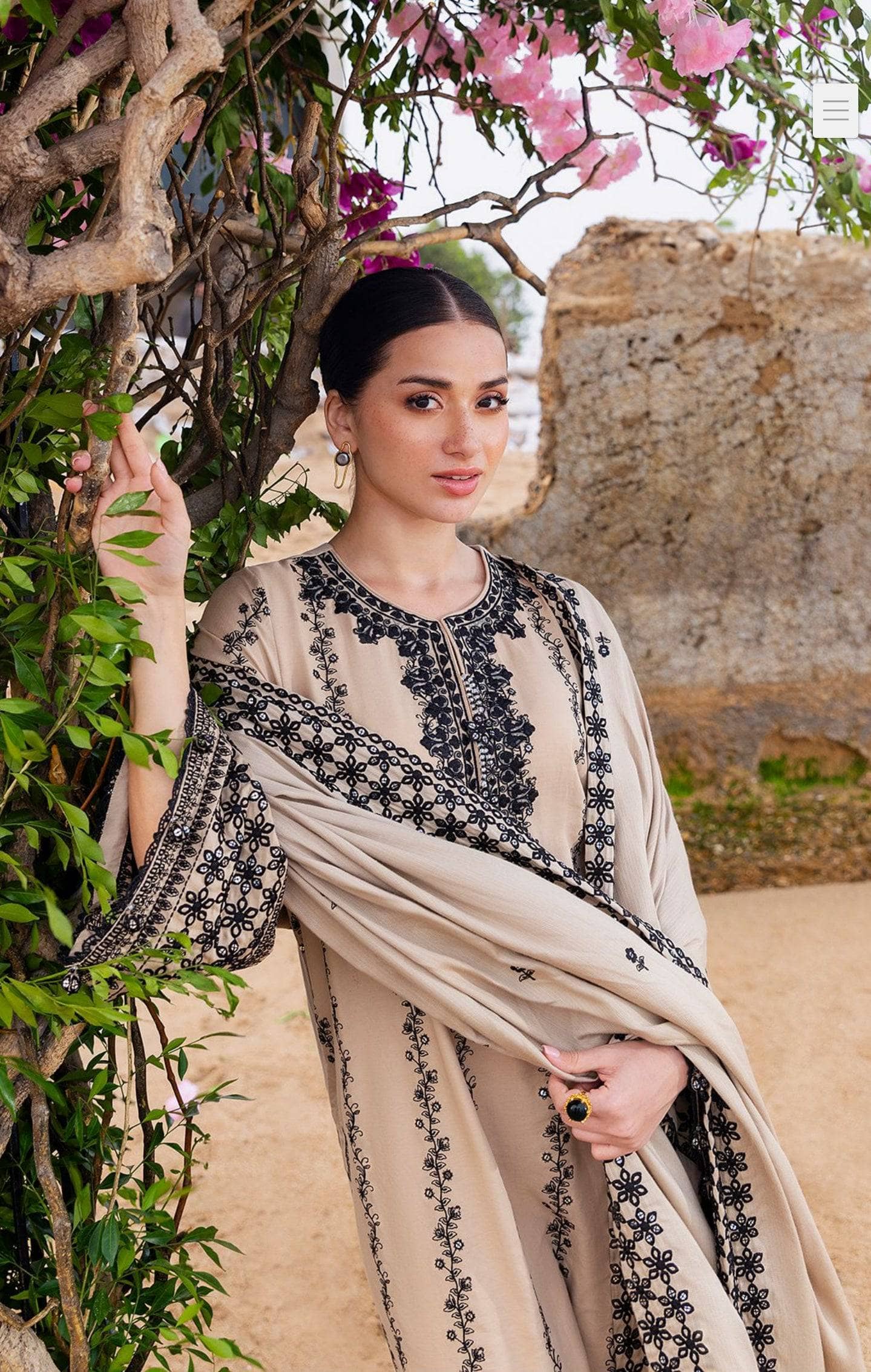 Cross Stitch Luxury Winter Collection Restocked/Cross Stitch Cotton Satin 25/Wooven Grace