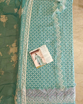 img_cross_stitch_awn_awwal_boutique