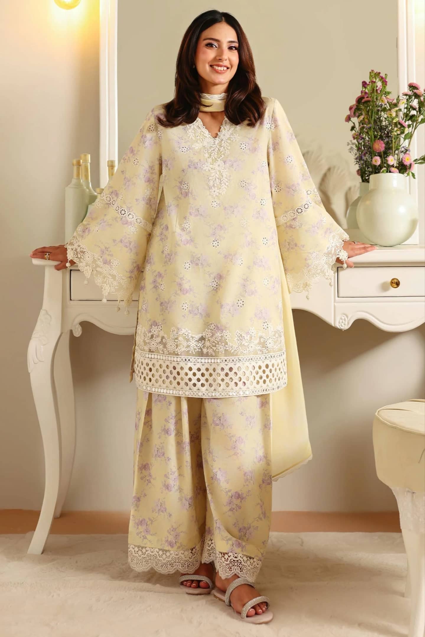 img_cross_stitch_lawn_awwal_boutique