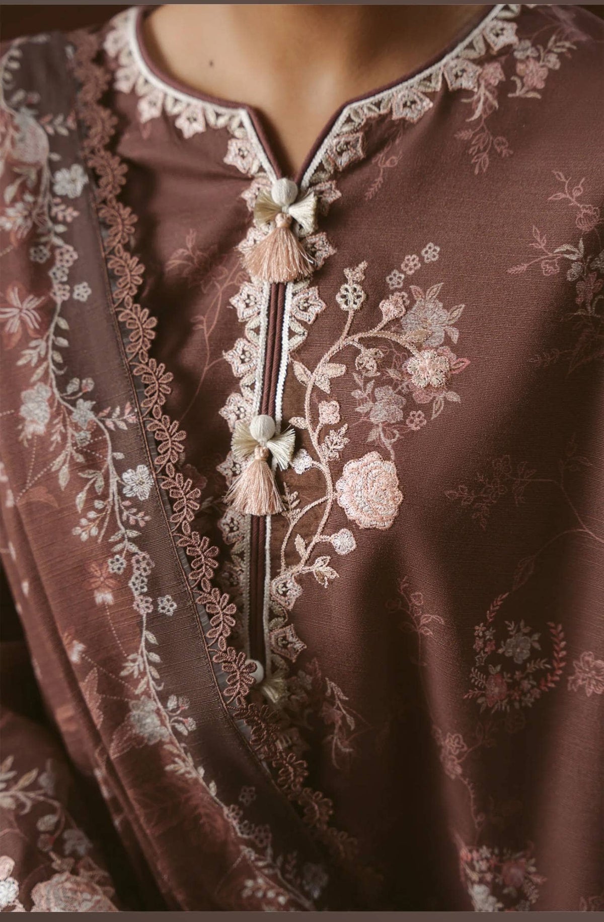 img_cross_stitch_winter_awwal_boutique