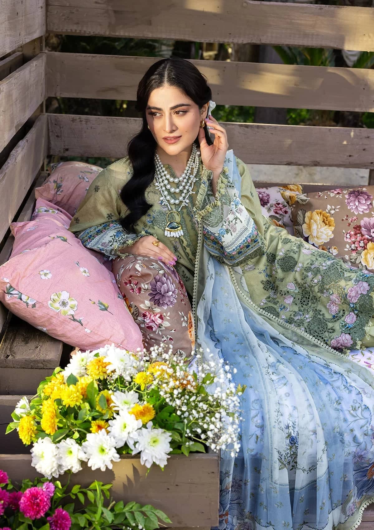 Elaf Chikankari 26/ERC-8B MENAH/Chiffon Dupatta