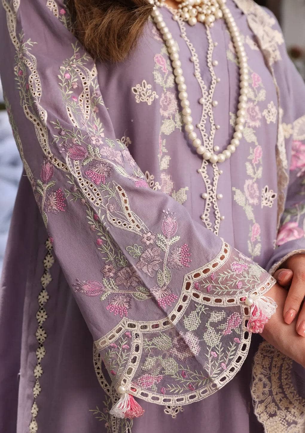img_elaf_festive_chikankari_23_awwal_boutique