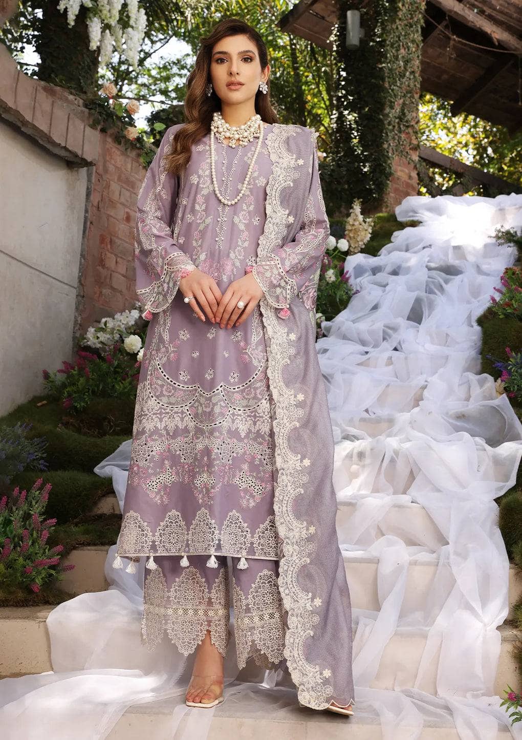 img_elaf_festive_chikankari_23_awwal_boutique