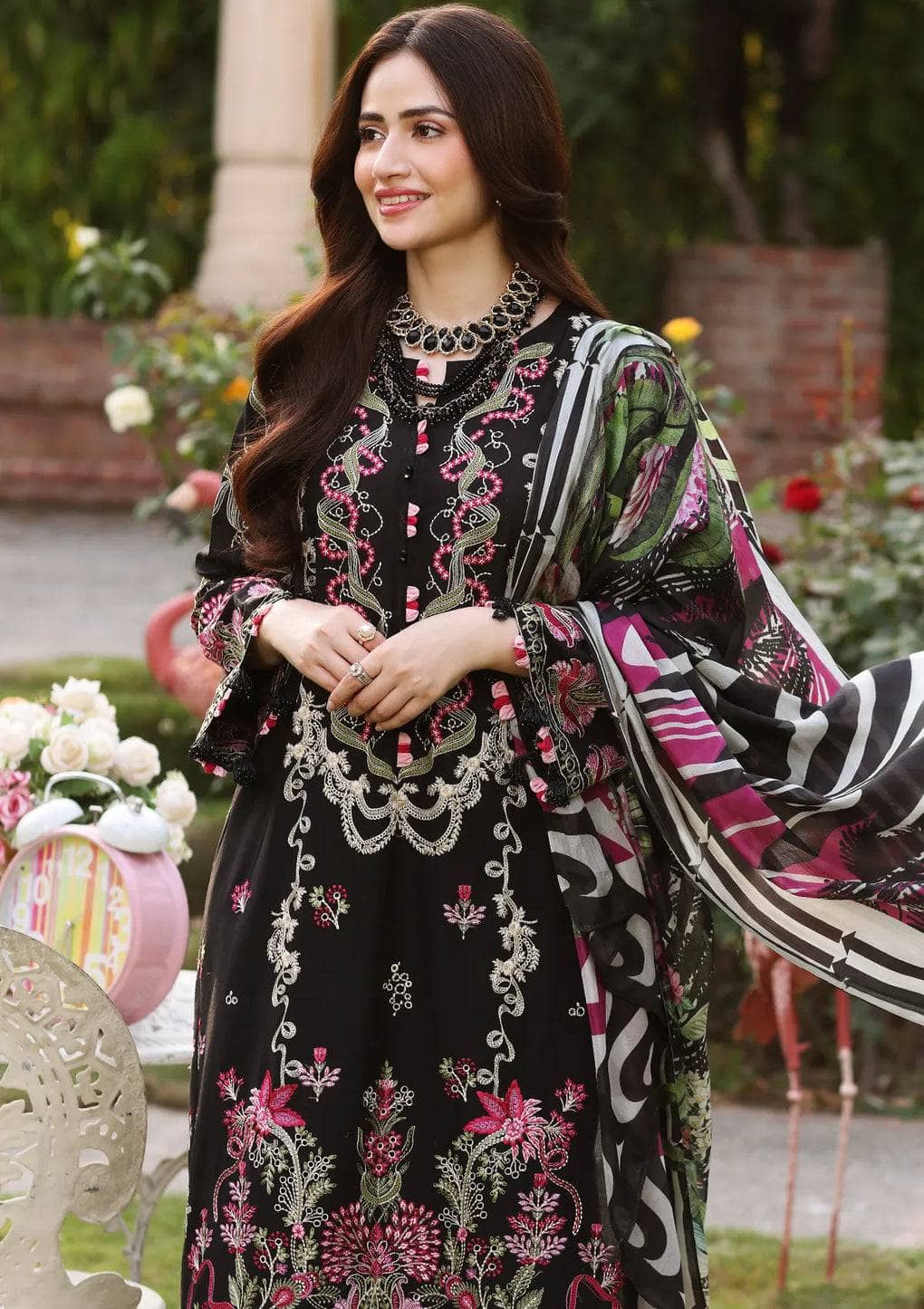 img_elaf_festive_chikankari_23_awwal_boutique