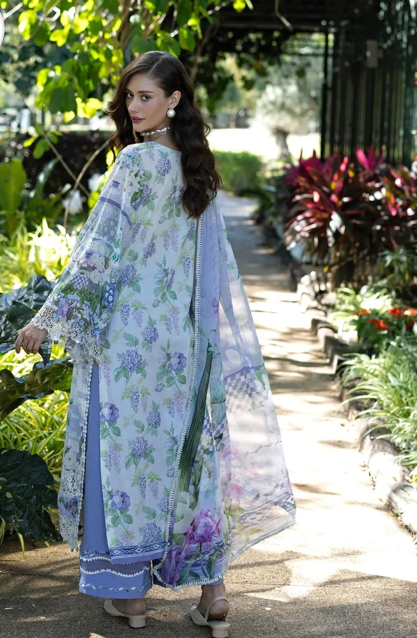 img_elaf_signature_awwal_boutique