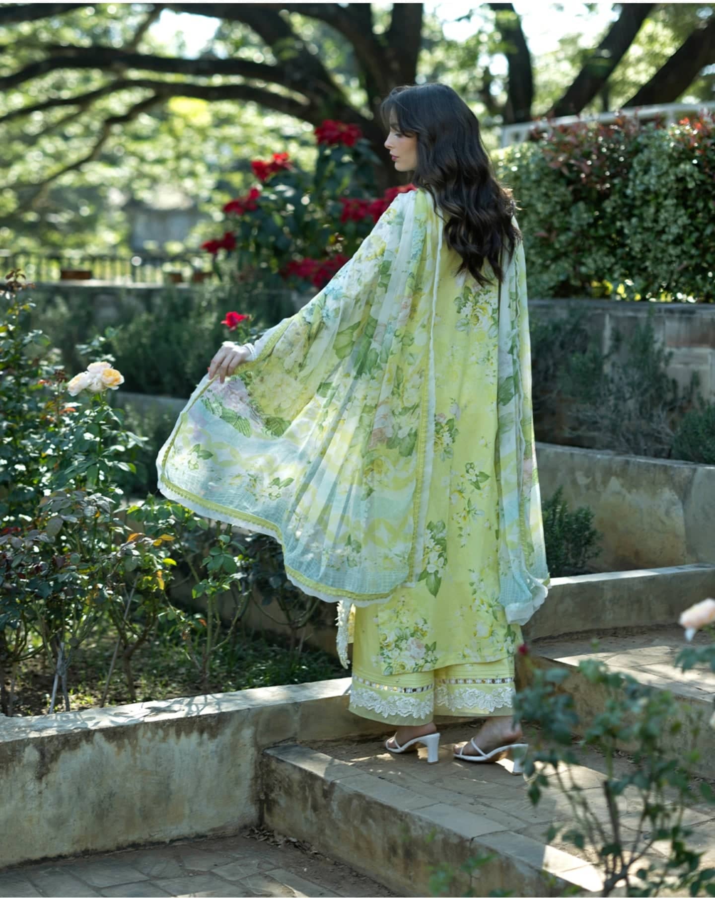 img_elaf_signature_awwal_boutique