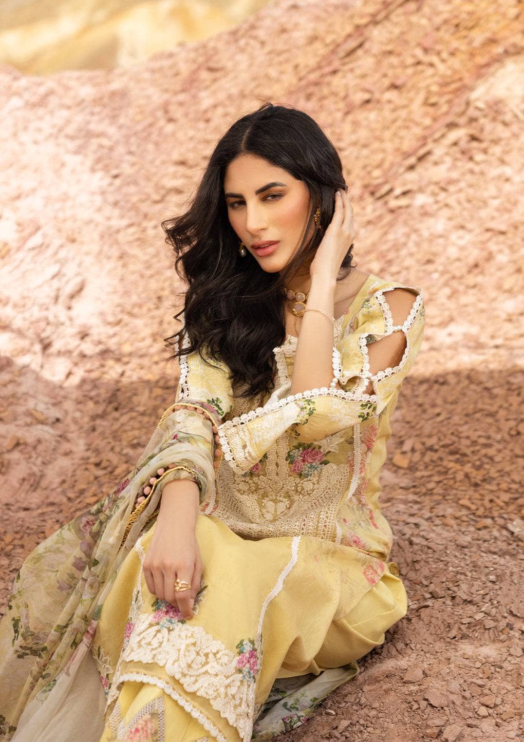 img_elaf_signature_lawn_23_awwal_boutique