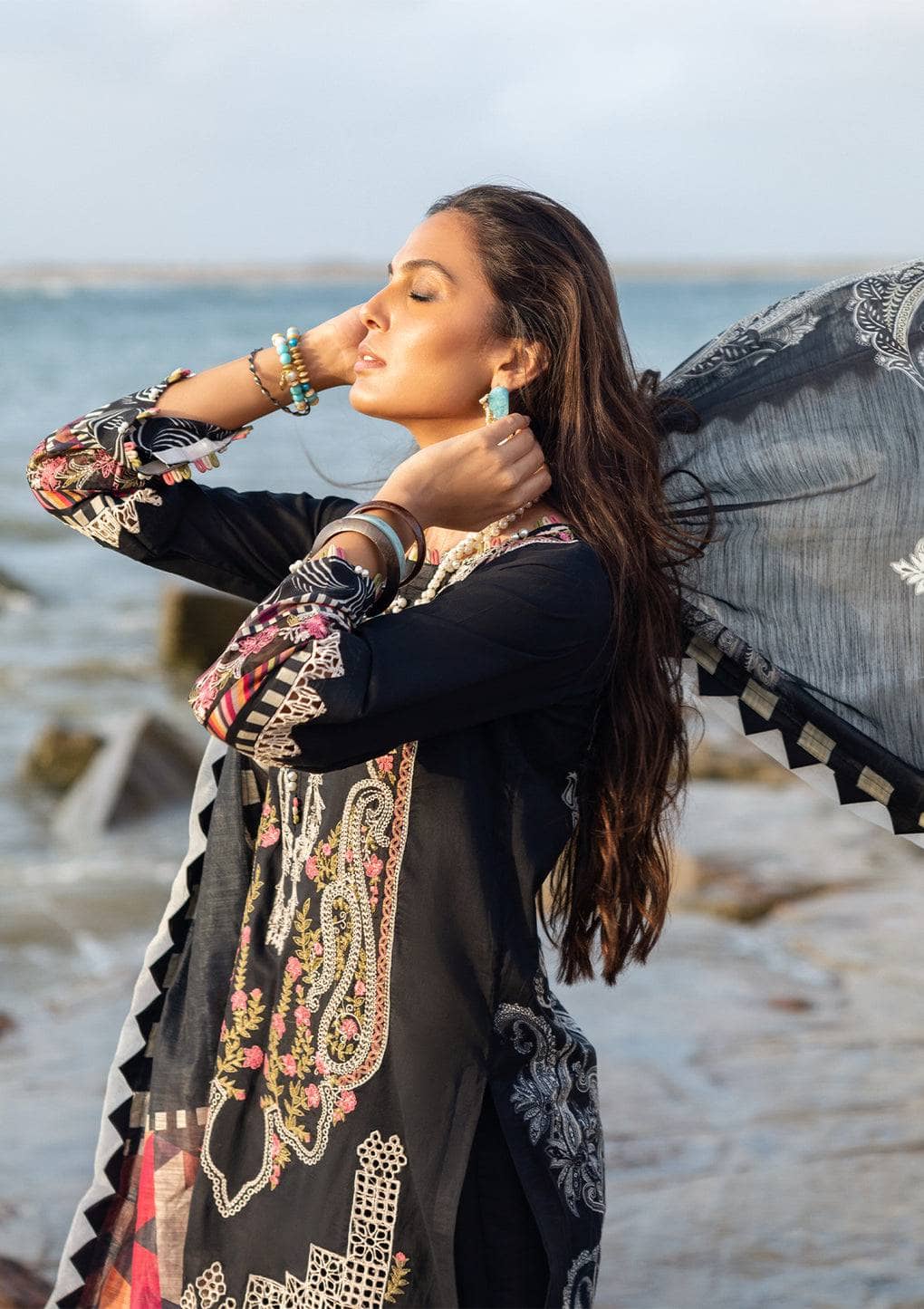 img_elaf_signature_lawn_23_awwal_boutique